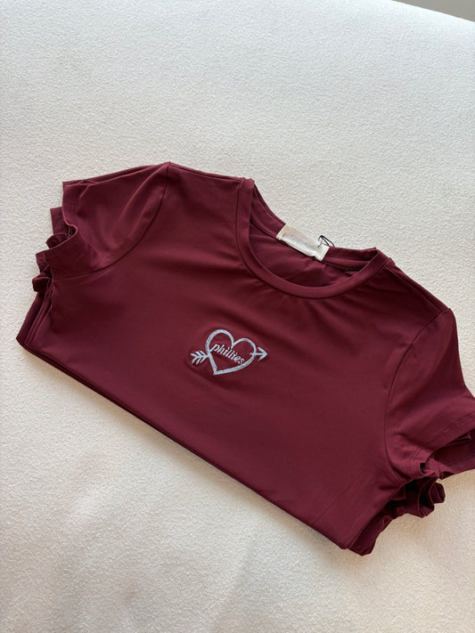 phillies heart tee
